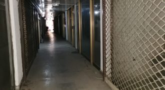 Се издава деловен простор / дуќан во ТЦ Буњаковец од 9м2
