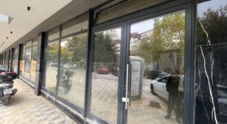 Се издава деловен простор од 45м2 кај универзална