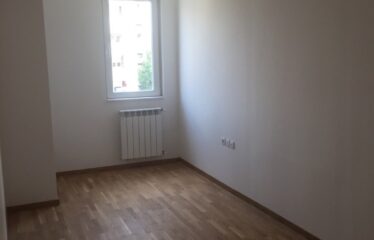 Се издава празен стан од 80м2 во Аеродром